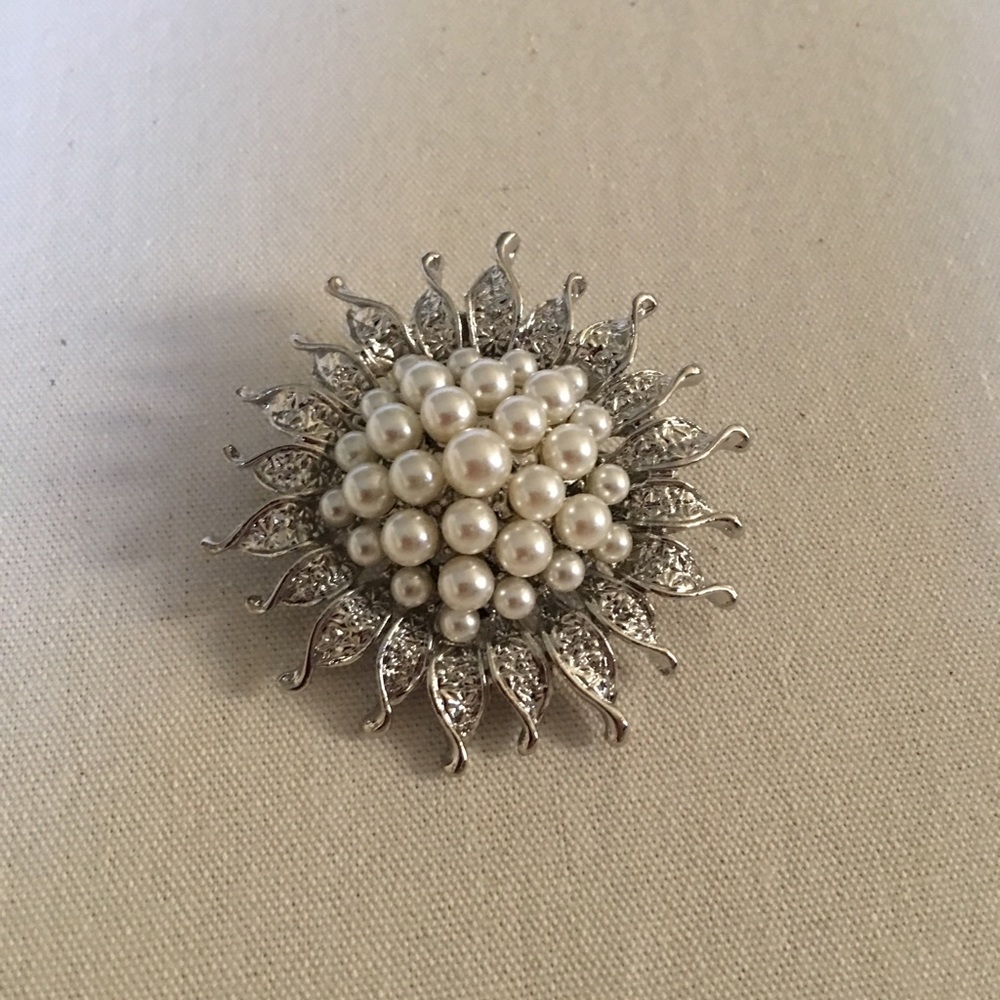 Sun Flower with Pearl